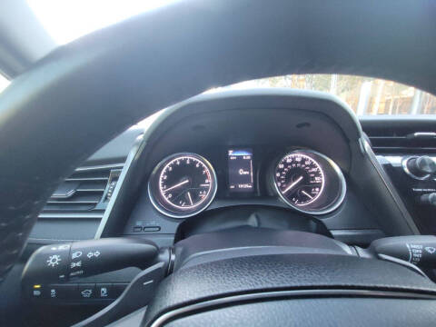 2020 Toyota Camry SE