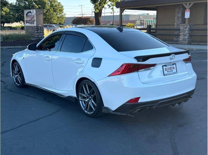 2017 Lexus IS 350