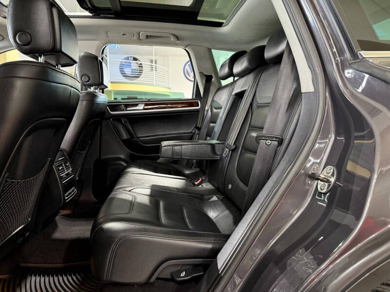 2012 Volkswagen Touareg