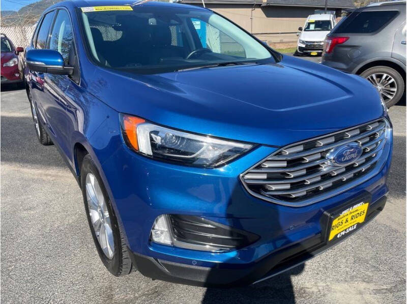 2022 Ford Edge Titanium