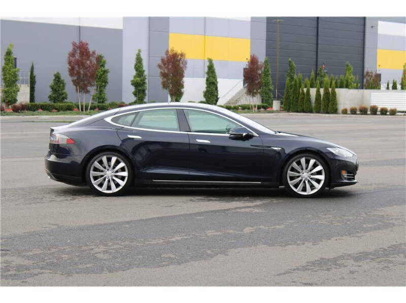 2012 Tesla Model S