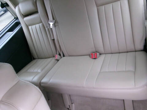 2005 Lincoln Navigator Luxury