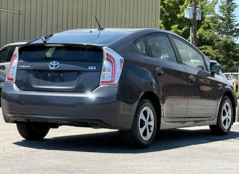 2015 Toyota Prius Three