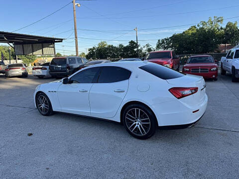 2016 Maserati Ghibli