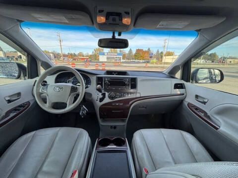 2013 Toyota Sienna