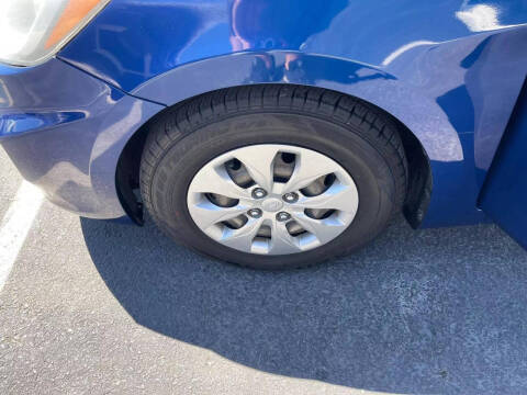 2015 Hyundai Accent GS