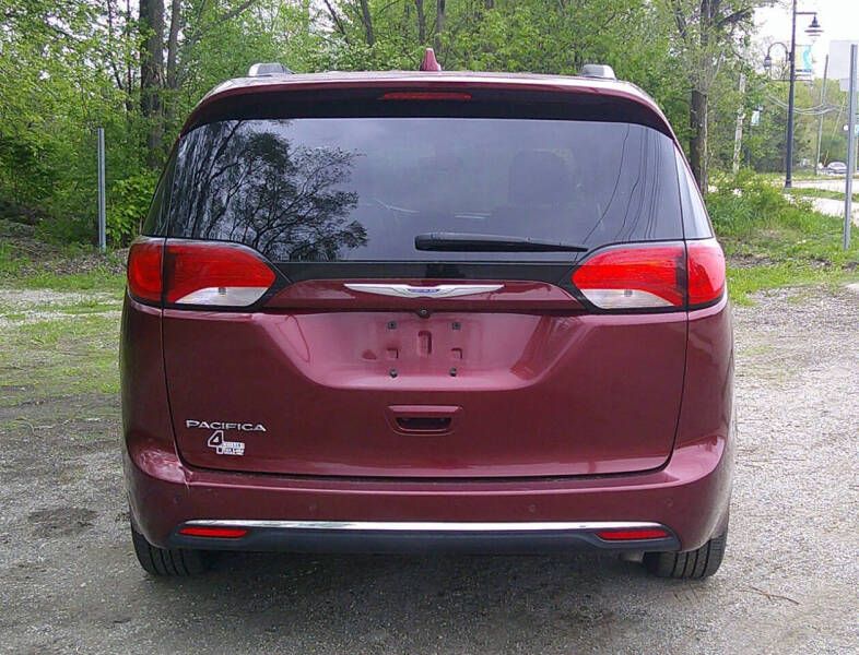 2018 Chrysler Pacifica Touring L