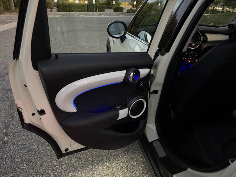 2015 MINI Hardtop 4 Door Cooper S