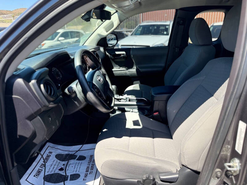 2020 Toyota Tacoma SR