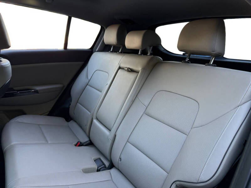 2021 Kia Sportage EX