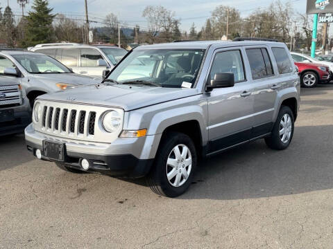 2015 Jeep Patriot for sale at ALPINE MOTORS in Milwaukie OR
