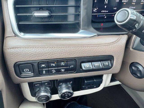 2022 GMC Yukon XL Denali