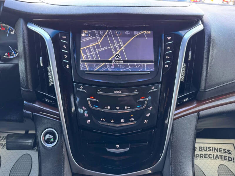 2018 Cadillac Escalade ESV Luxury