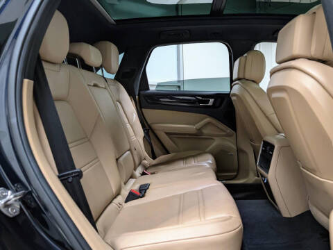 2022 Porsche Cayenne