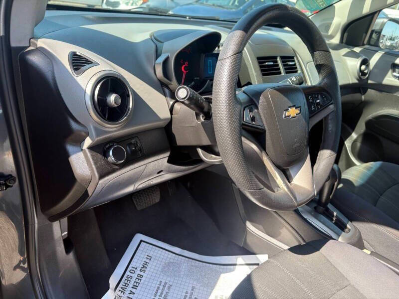 2013 Chevrolet Sonic LT Auto