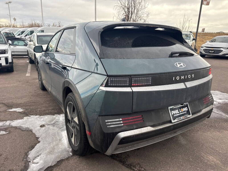 2026 Hyundai Ioniq 5 SE Standard Range