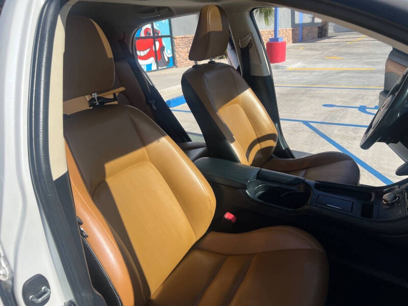 2014 Lexus CT 200h