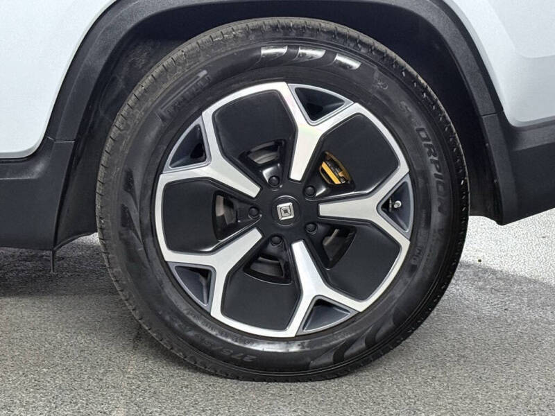 2022 Rivian R1T Adventure