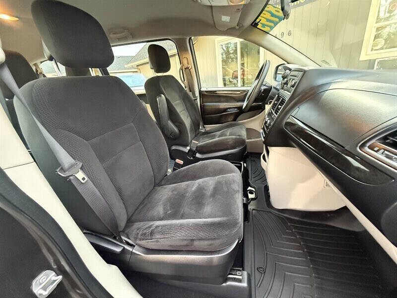 2016 Dodge Grand Caravan American Value Package