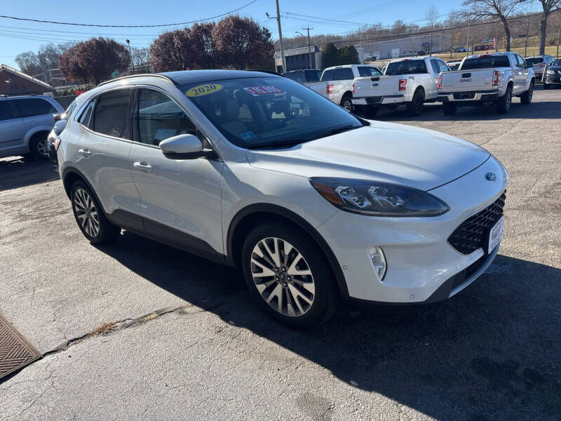 2020 Ford Escape Titanium