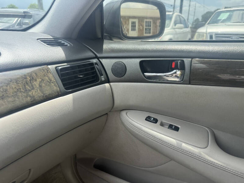 2004 Lexus ES 330