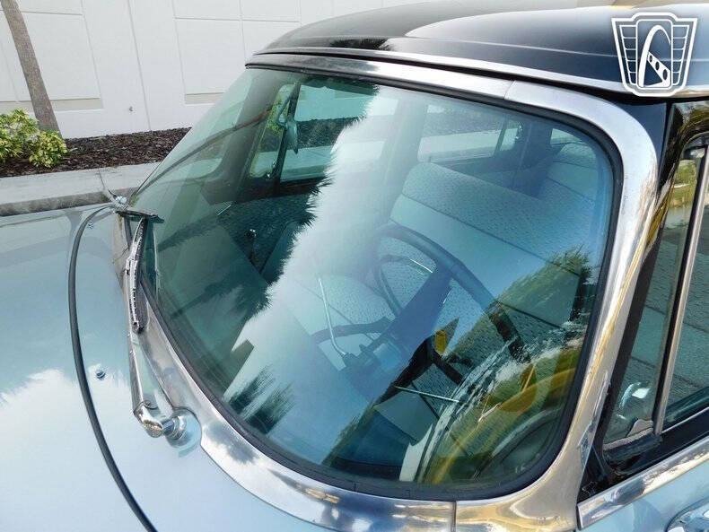 1957 Packard Clipper