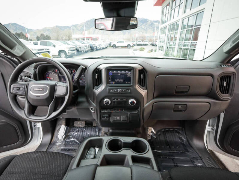 2023 GMC Sierra 1500 Pro