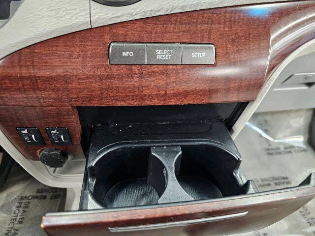 2012 Toyota Sienna XLE 8-Passenger