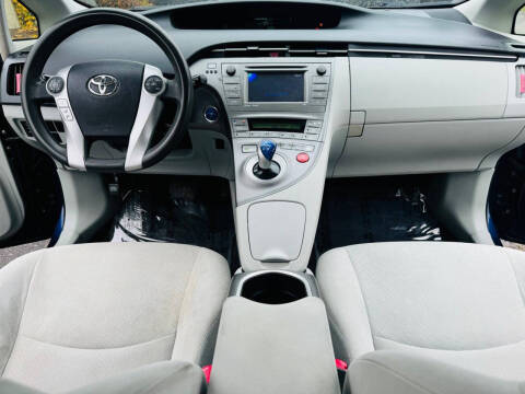 2012 Toyota Prius Three