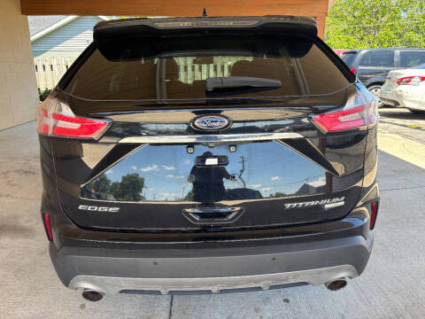 2019 Ford Edge Titanium