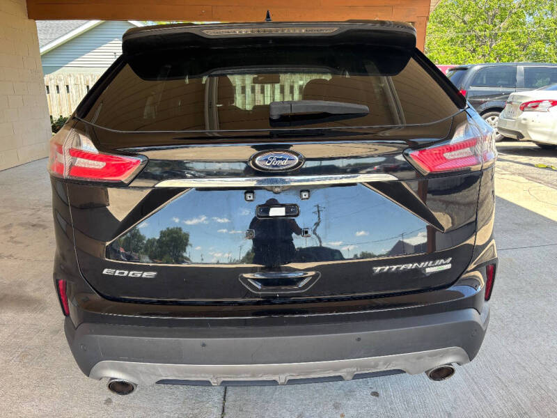 2019 Ford Edge Titanium