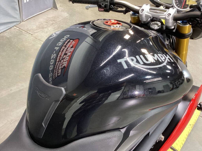 2015 Triumph Speed Triple R ABS