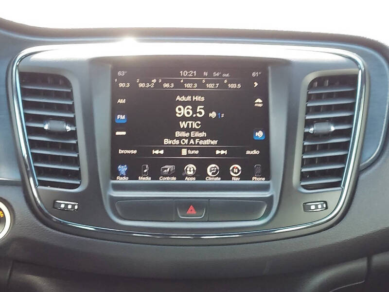 2015 Chrysler 200 S