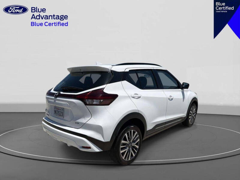 2024 Nissan Kicks SR