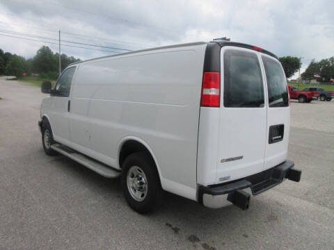 2024 Chevrolet Express 2500