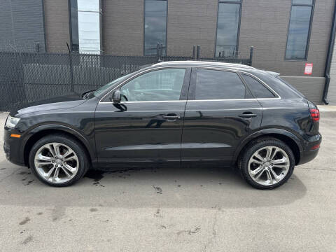 2015 Audi Q3 2.0T quattro Prestige