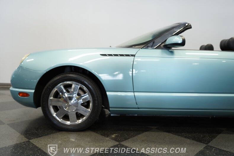 2002 Ford Thunderbird Deluxe
