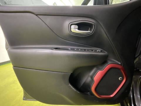 2016 Jeep Renegade Trailhawk