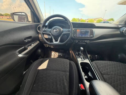 2022 Nissan Kicks SV