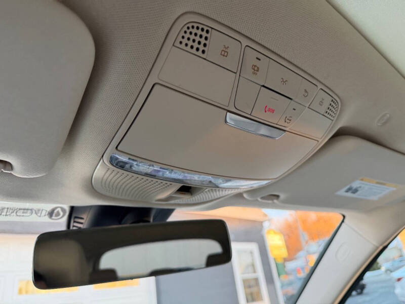 2021 Mercedes-Benz GLC GLC 300 4MATIC