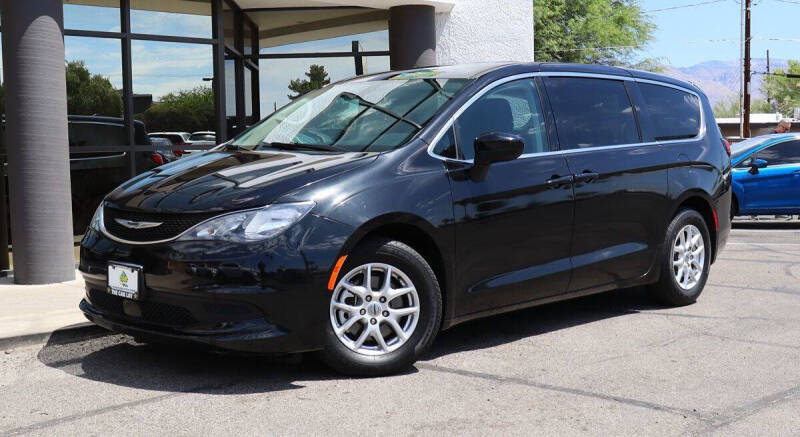 2021 Chrysler Voyager LX
