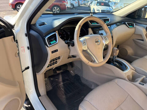 2015 Nissan Rogue SL