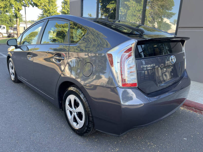 2012 Toyota Prius Two