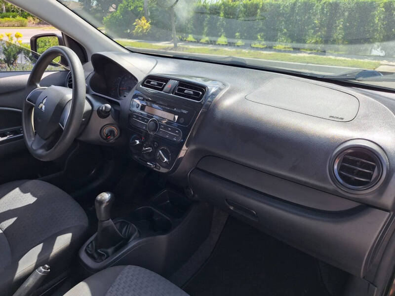 2017 Mitsubishi Mirage ES