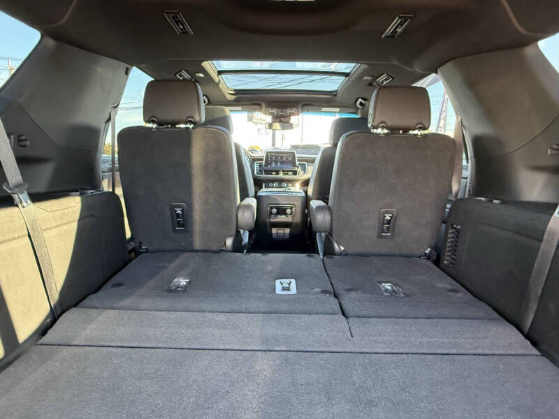 2023 Chevrolet Suburban Z71