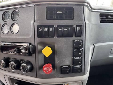 2017 Peterbilt 567