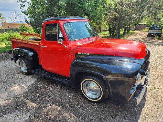 1954 Ford F-100