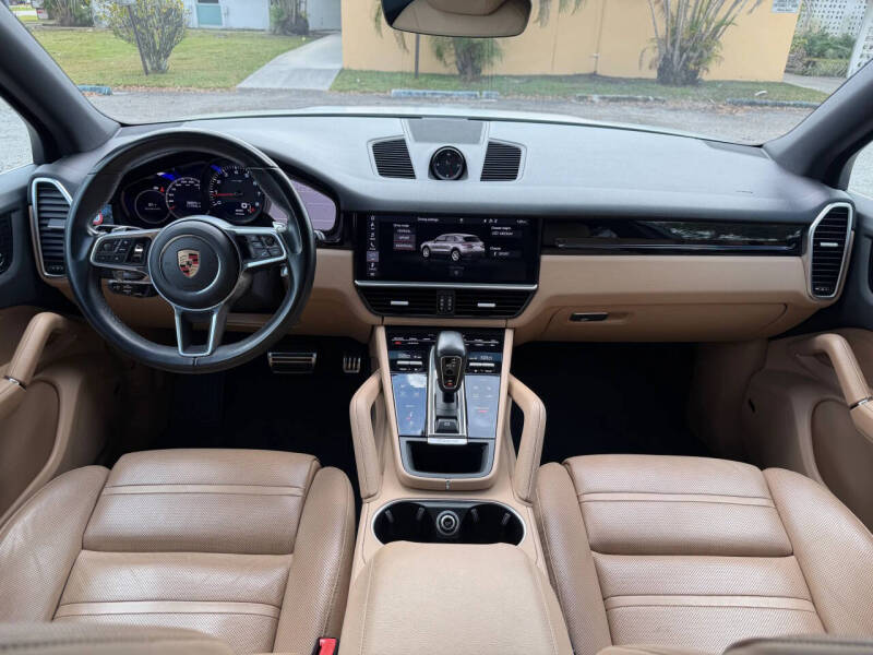 2019 Porsche Cayenne S