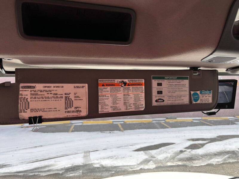 2014 Freightliner M2 106