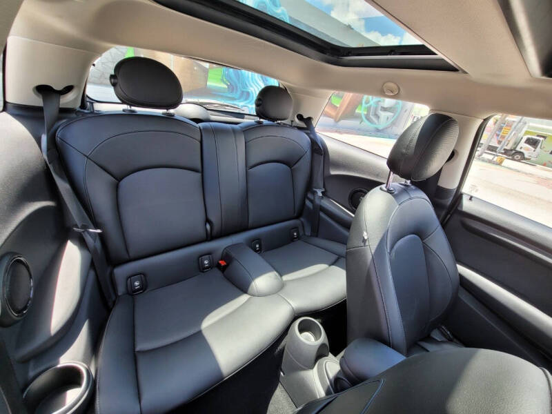 2015 MINI Hardtop 2 Door Cooper